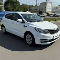 Kia Rio 1.4 MT, 2015, 202 000 км, с пробегом, цена 870 000 руб.