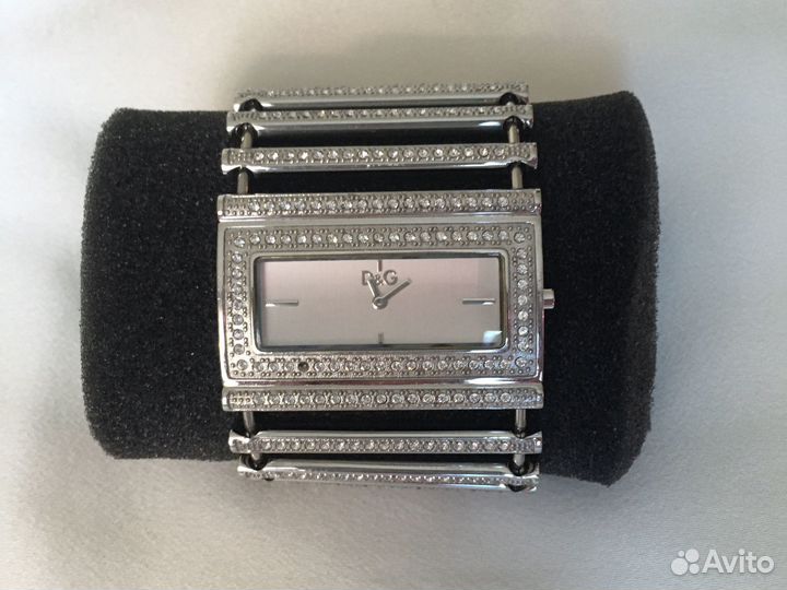 Часы-браслет с кристаллами D&G Dolce & Gabbana