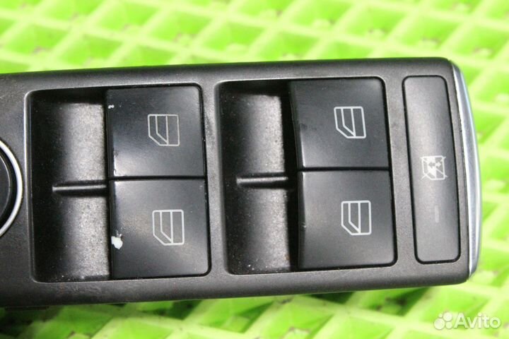 Блок эсп правый Mercedes-Benz E-Class W212