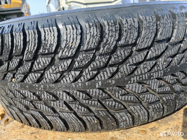 Nokian Tyres Hakkapeliitta R3 SUV 255/50 R20 170R