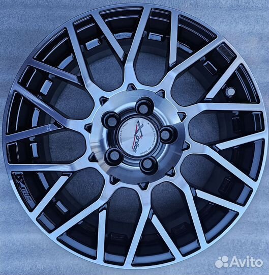 Новые диски Xtrike R15 5x100 Dia 57.1 Polo/Rapid