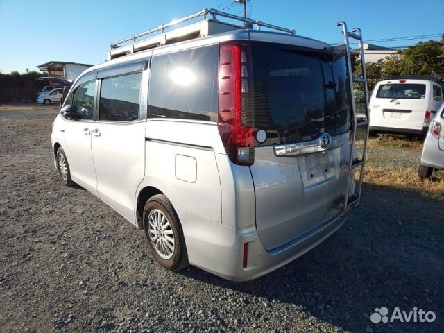 Багажник на крышу лестница Toyota Noah Voxy Esquir