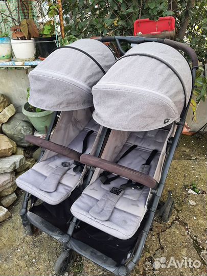 Коляска для двойни бу
