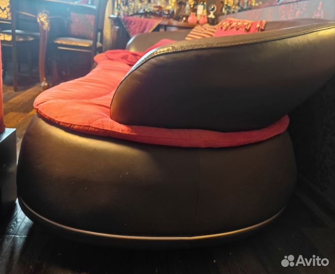 Набор кожаной мебели