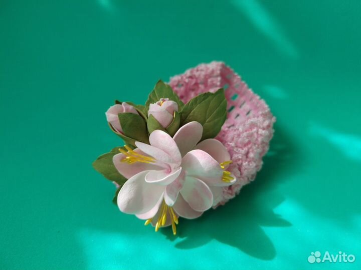 Аксессуары из фоамирана (резинки, заколки, броши)