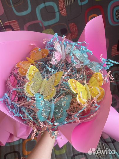 Букет из бабочек светящийся