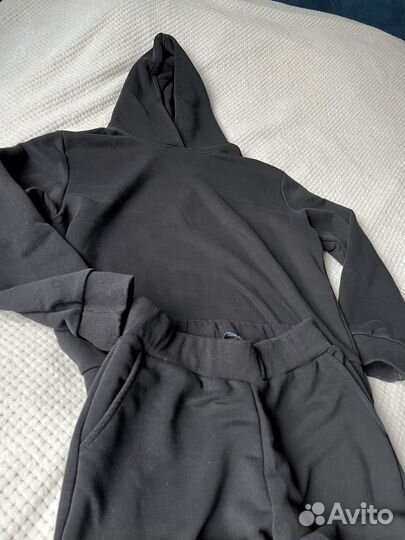 Спортивный костюм женский