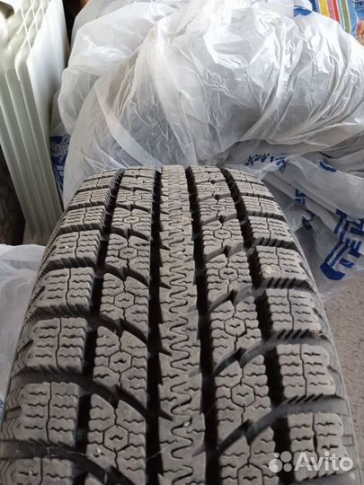 Toyo Observe GSi-5 185/65 R15