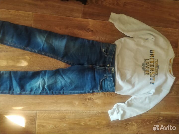 Джинсы, пуловер для мальчиков