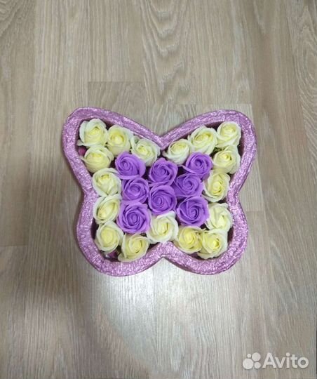 Коробка с мыльными розами