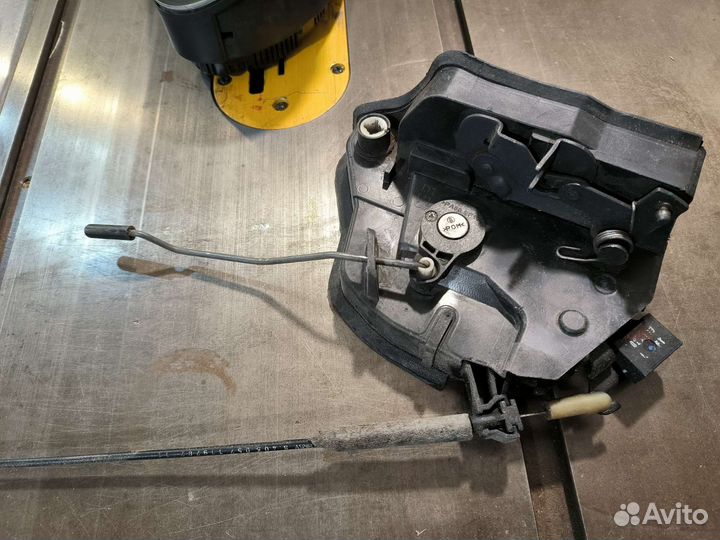 Bmw х5 е53 замок двери