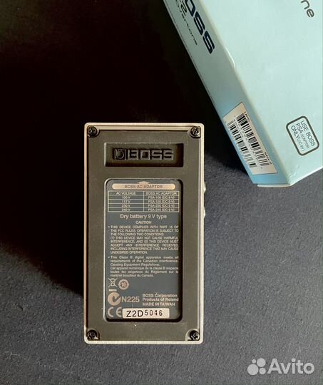 Гитарная педаль Boss MO-2 Multi Overtone