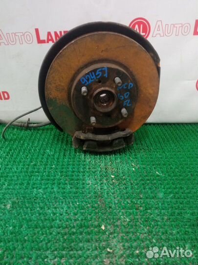 Ступица передняя левая Toyota Ist NCP60