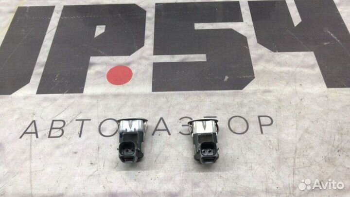 Датчик парковки передний правый Infiniti Fx35 S51