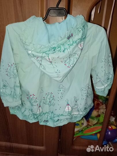 Ветровка для девочки