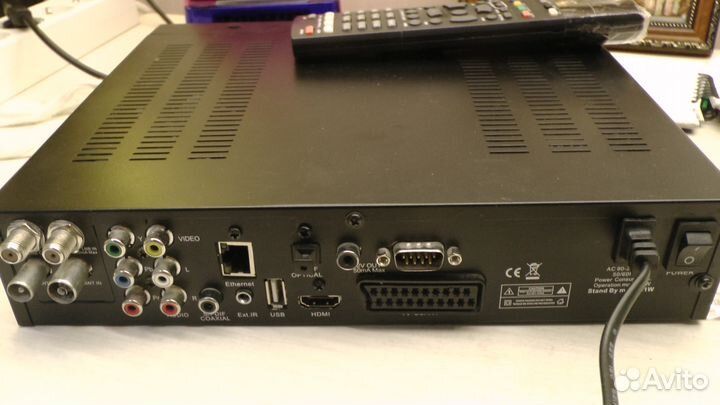 Спутниковый ресивер globo HD TS 9600