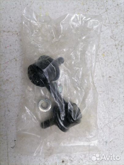 Стойка стабилизатора задняя левая Nissan Serena