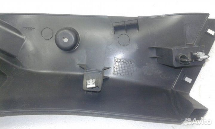 Пластик салона правый Ford Focus 3 CB xqda 2012