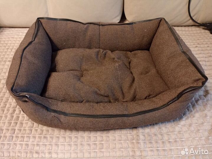 Лежанка для собак мелких пород