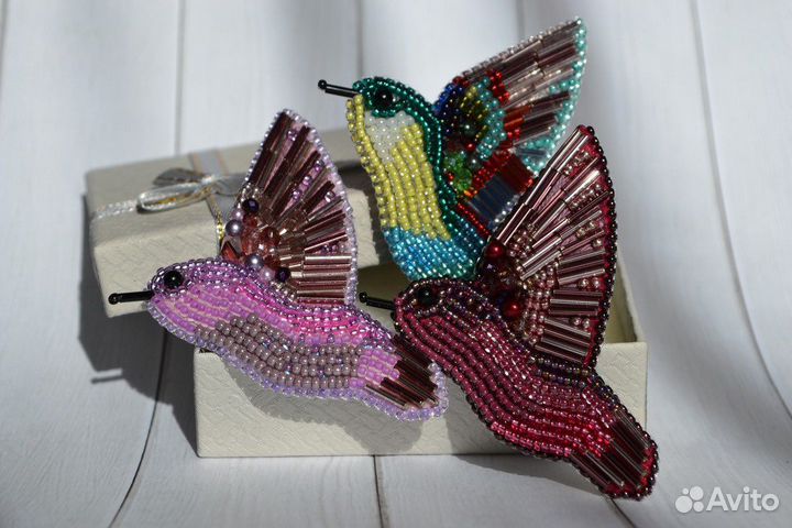 Броши из бисера Колибри