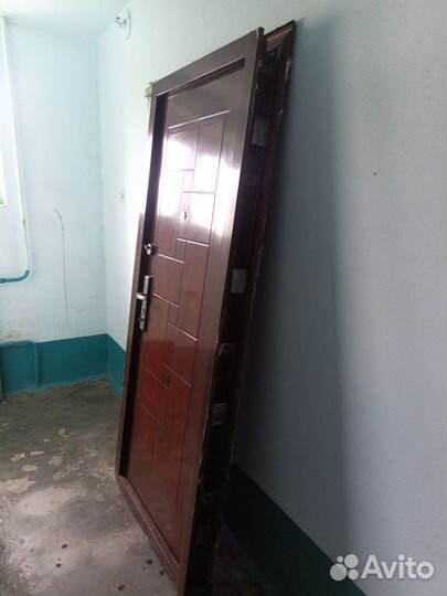 Дверь входная металлическая