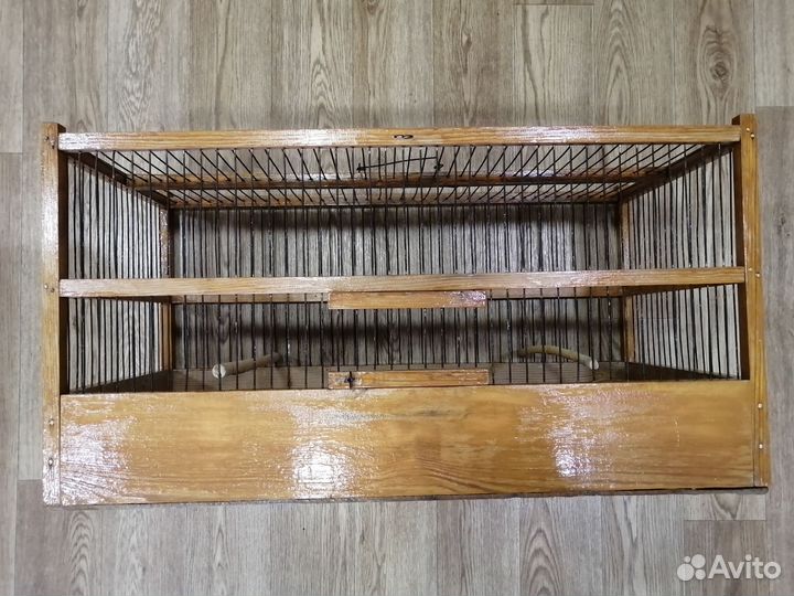 Клетка для птиц из дерева