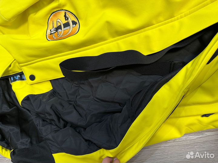 Комбинезон сноубордический / Горнолыжный костюм