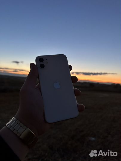 iPhone 11 128 gb white