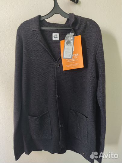 Пиджак вязаный на мальчика р-р 176 новый