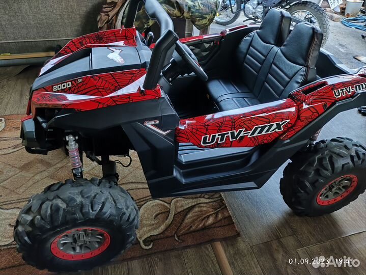 Детский квадроцикл на аккумуляторе