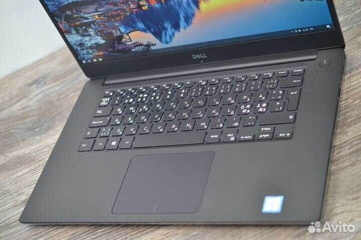 Dell Precision 5530 Core i7 / Quadro P2000
