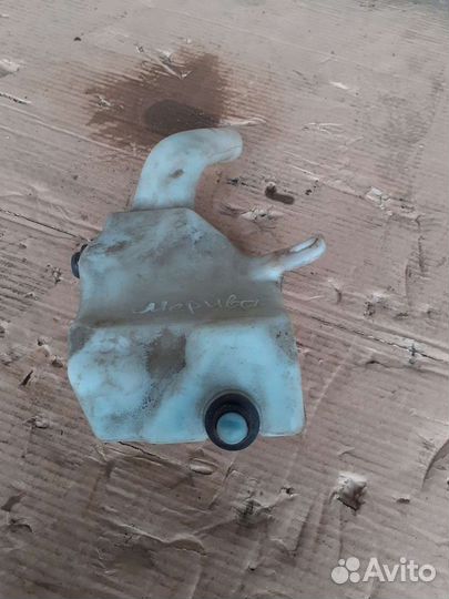 Бачок омывателя лобового стекла Опель Мерива A