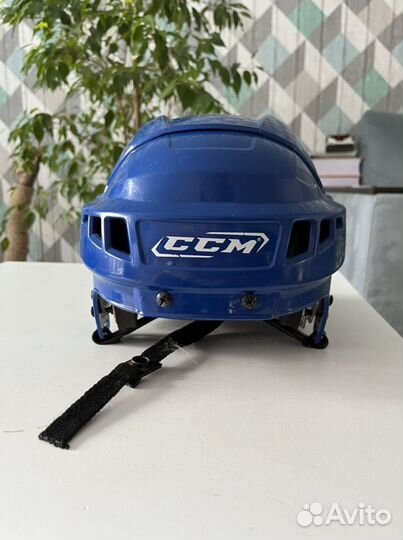 Хоккейный шлем