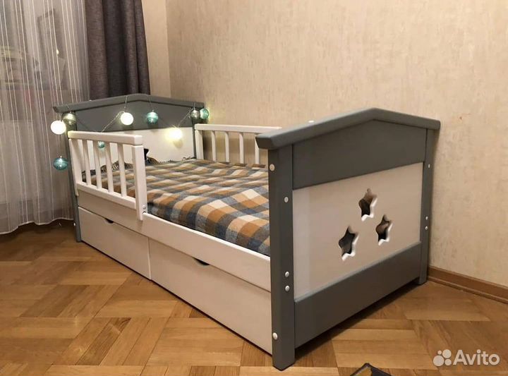 Детская кровать из массива сосны