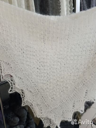 Пуховый платок шаль