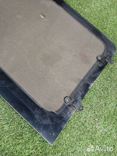 Стекло собачника заднее правое Toyota Town Ace