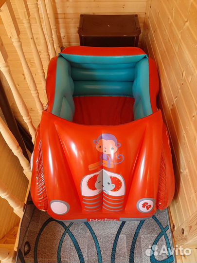 Надувной сухой бассейн для шариков