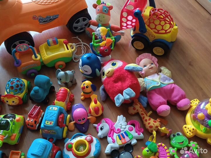 Большой пакет игрушек для малышей