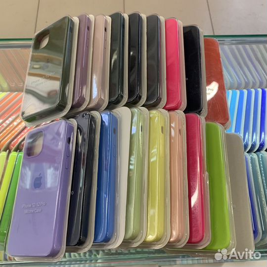Чехлы на iPhone 12 Pro