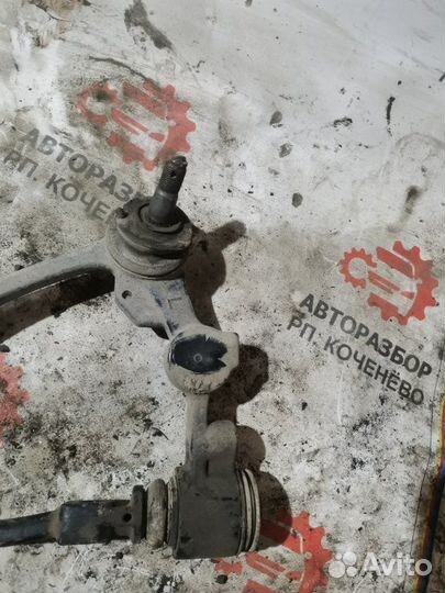 Рычаг подвески нижний передний левый Toyota Town