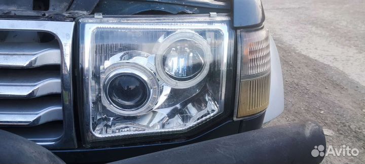 Фары Pajero 2