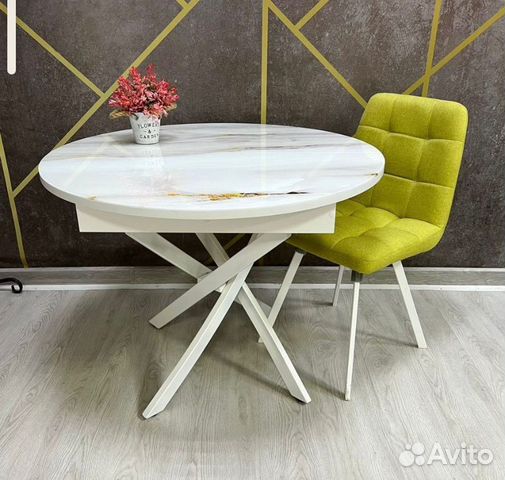 Кухонный стол стеклянный круглый (раздвижной)