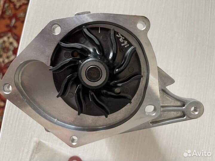 Помпа водяная, водяной насос для Reno