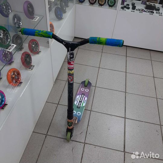 Трюковой самокат oxelo