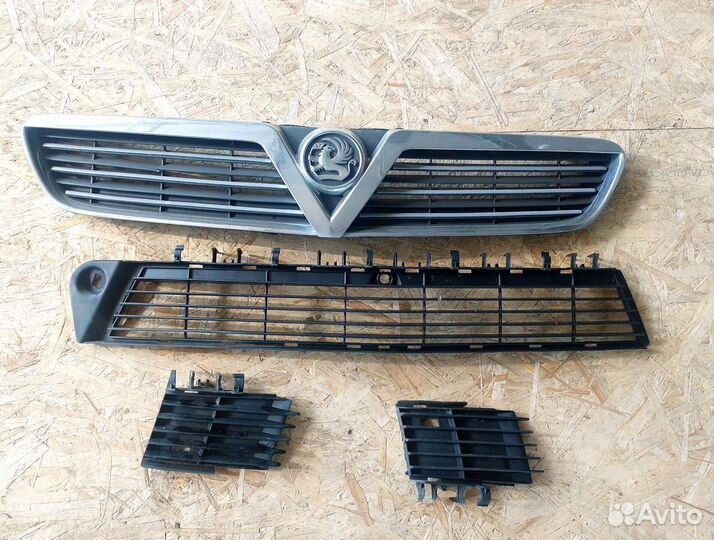 Решетка радиатора opel vectra C дорест