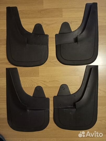 Автомобильные брызговики