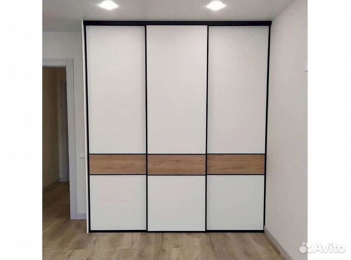 Встраиваемый шкаф