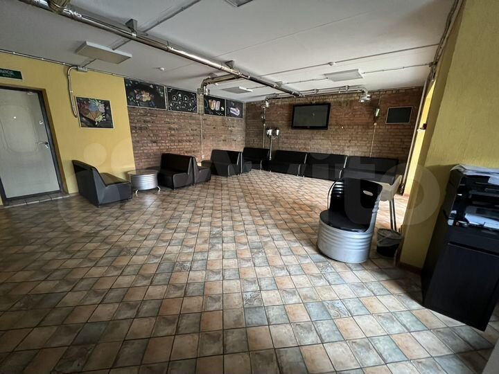 Комерческое помещение Свободного назначения, 93 м²