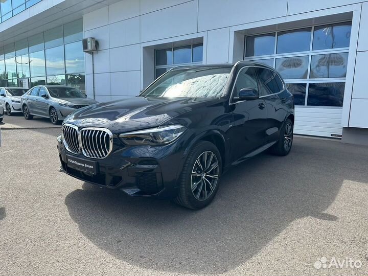 BMW X5 3.0 AT, 2022