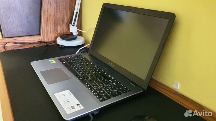 Ноутбук asus VivoBook 15